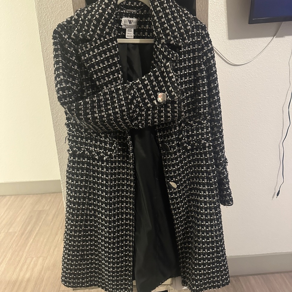 Worthington wide collar trench coat. Dry cleaned. Smoke and pet free home